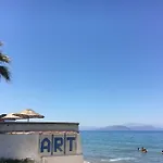Otel Art Beach *