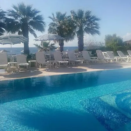 Art Beach Hotel Guzelcamlı