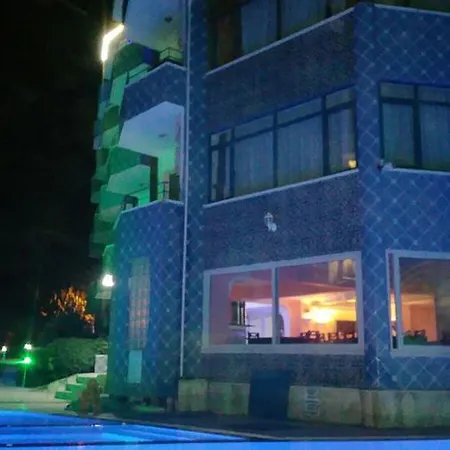 Hotel Art Beach Guzelcamlı