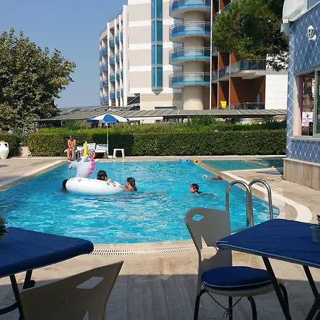 Art Beach Guzelcamlı