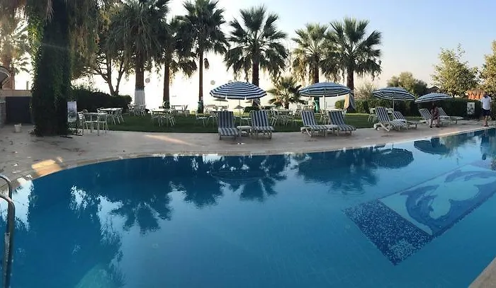 Art Beach Ξενοδοχείο