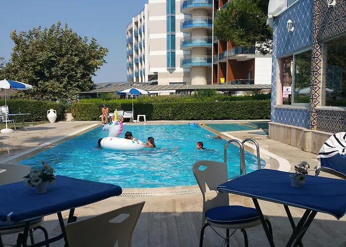 Art Beach Guzelcamlı